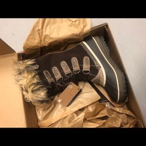 Sorel Joan of Arctic boots